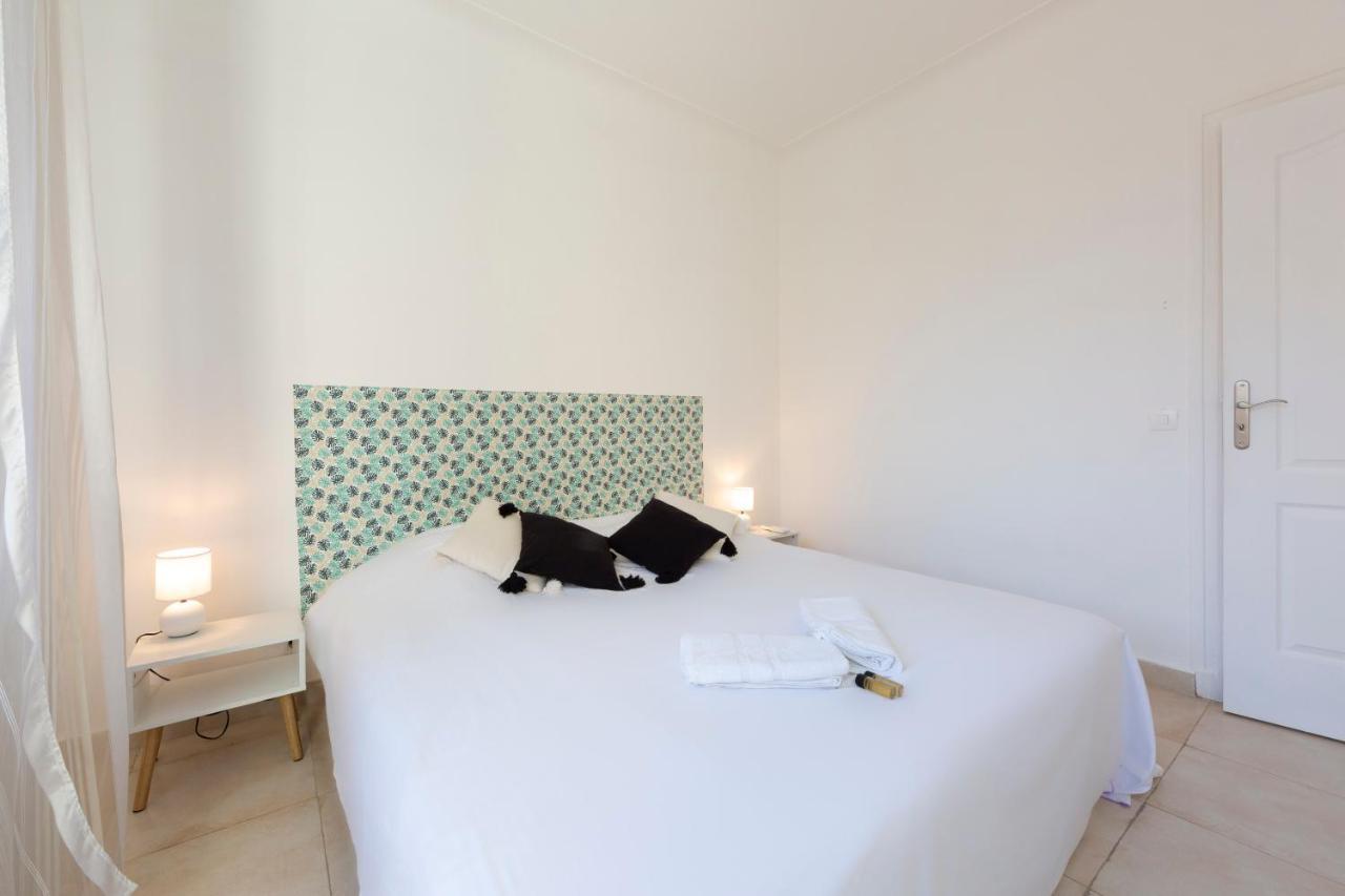 Robert Soleau Bright Design Flat Center Of Antibes Apartment Exterior photo